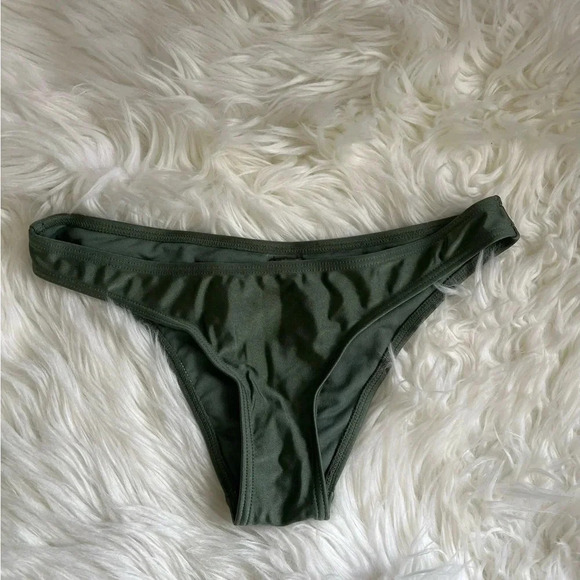 2 piece women’s green bikini size small - Picture 8 of 8